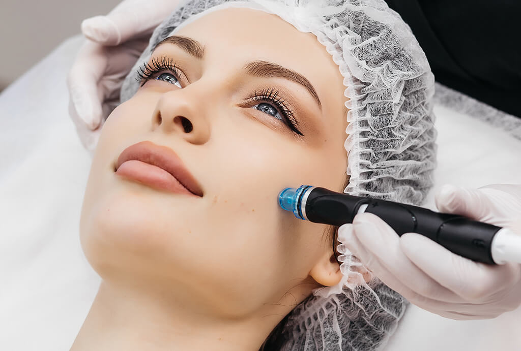 gesichtsbeahndlung-aquafacial